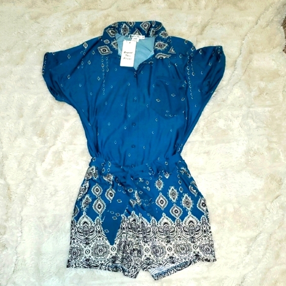 Beyond This Plane Teal Belted Romper One Piece S NWT - Picture 2 of 10